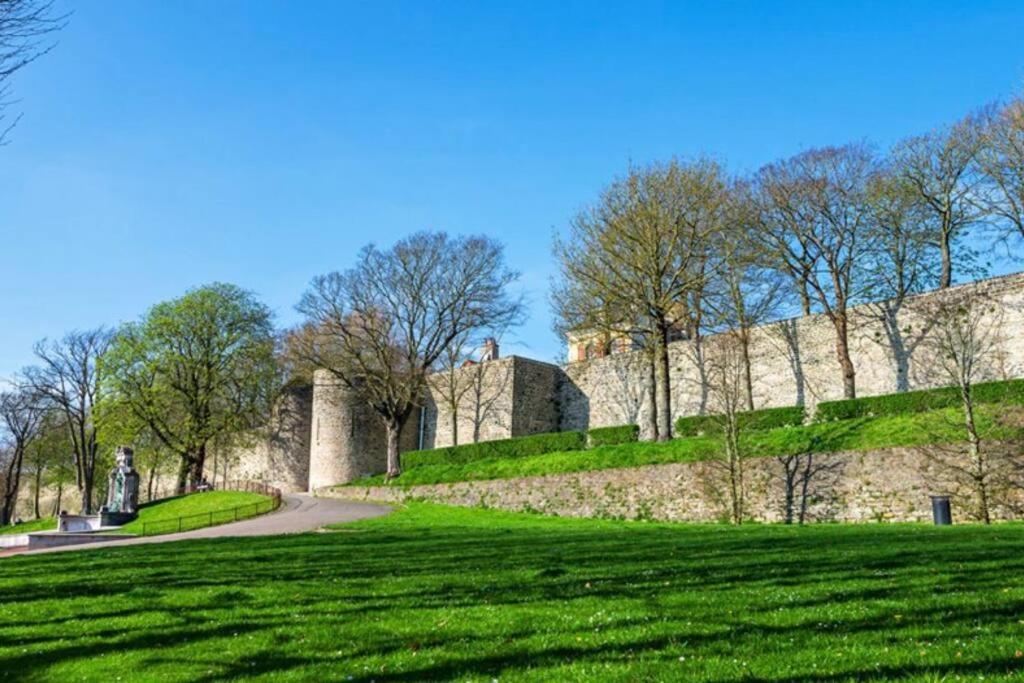 Emplacement Ideal Confort Et Tranquillite Boulogne-sur-Mer Bagian luar foto